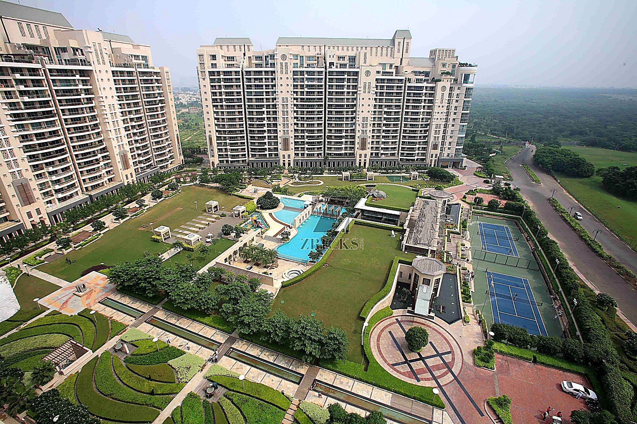 DLF The Magnolias sector 42 gurgaon
